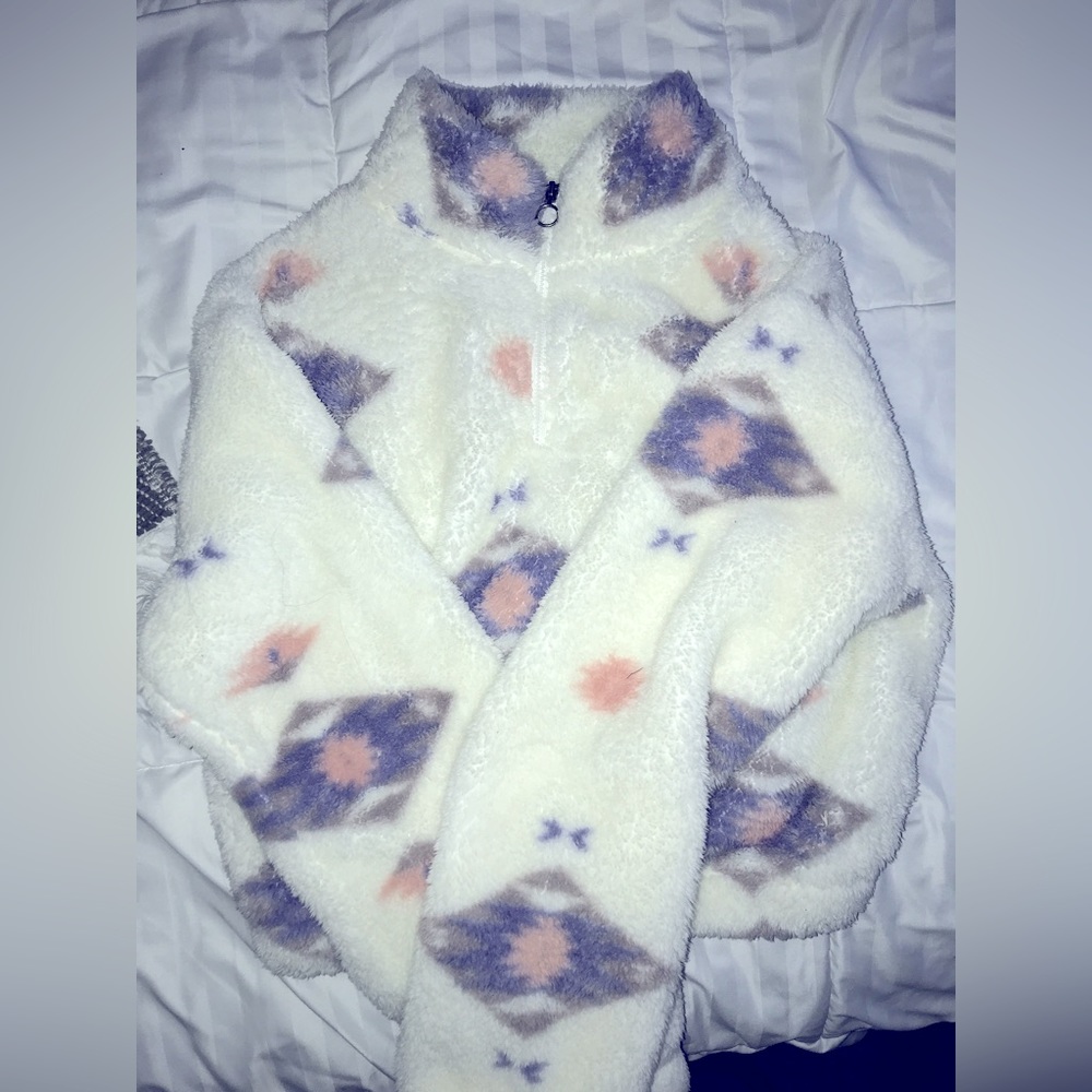 Size small Aztec print pullover